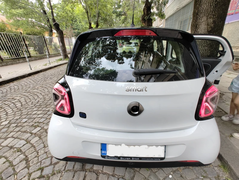 Smart Forfour, снимка 2 - Автомобили и джипове - 52425522
