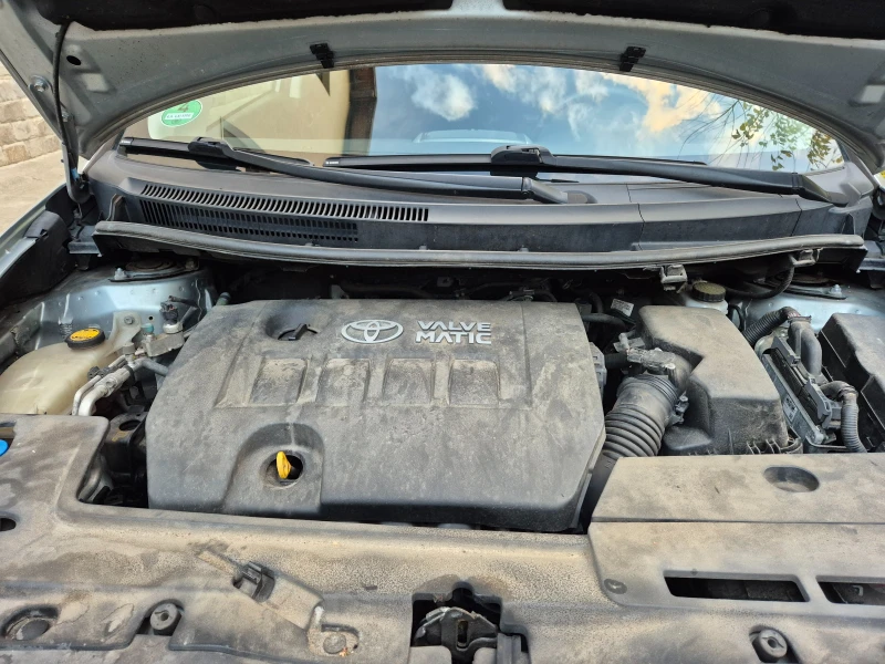 Toyota Auris 1.6i-6speed-верига-japan, снимка 16 - Автомобили и джипове - 52483707