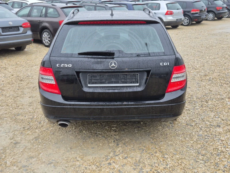 Mercedes-Benz C 250 CDI, снимка 13 - Автомобили и джипове - 52588559