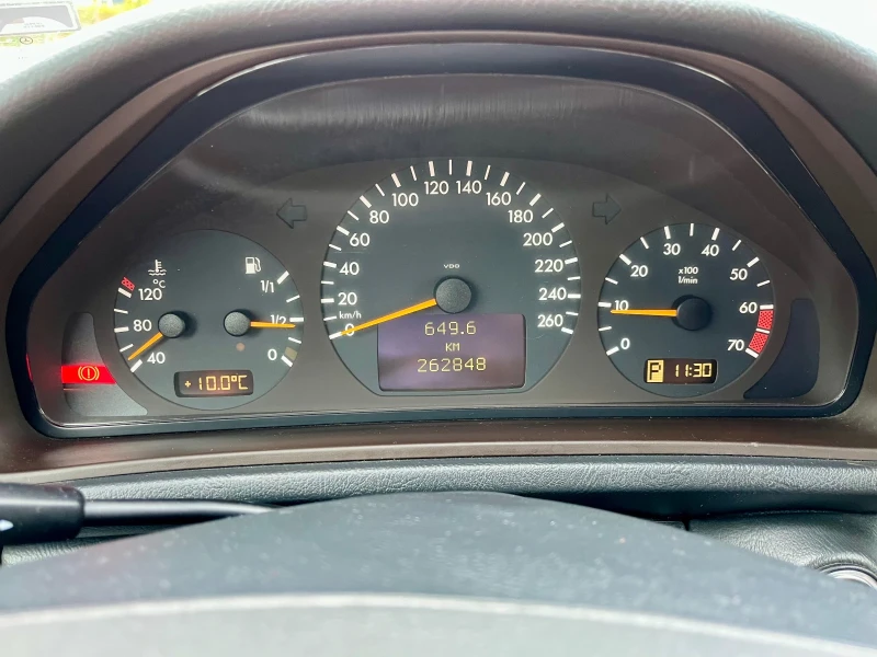 Mercedes-Benz CLK 200 Kompressor, снимка 9 - Автомобили и джипове - 52708630