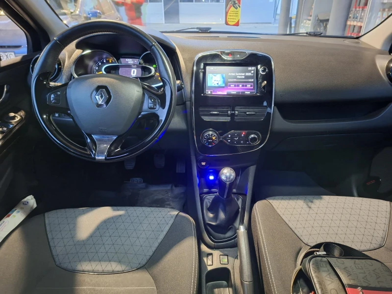 Renault Clio IV 1.5 dCi (90 Hp) Start&Stop   2013г., снимка 6 - Автомобили и джипове - 52859817