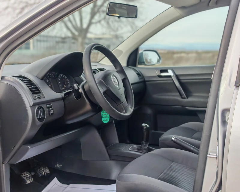 VW Polo 1.4 БЕНЗИН 80 К.С. ГАЗ! УНИКАТ! КАТО НОВА!, снимка 8 - Автомобили и джипове - 53289298