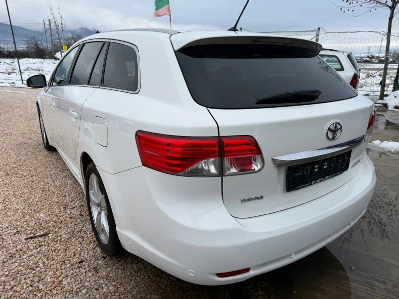 Toyota Avensis 2.2d4d. 150к.с. Executive Keylees Go !!!, снимка 7 - Автомобили и джипове - 53373311
