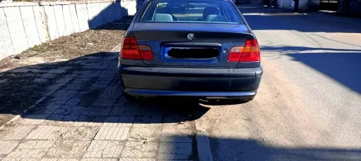 BMW 318, снимка 9 - Автомобили и джипове - 49091244