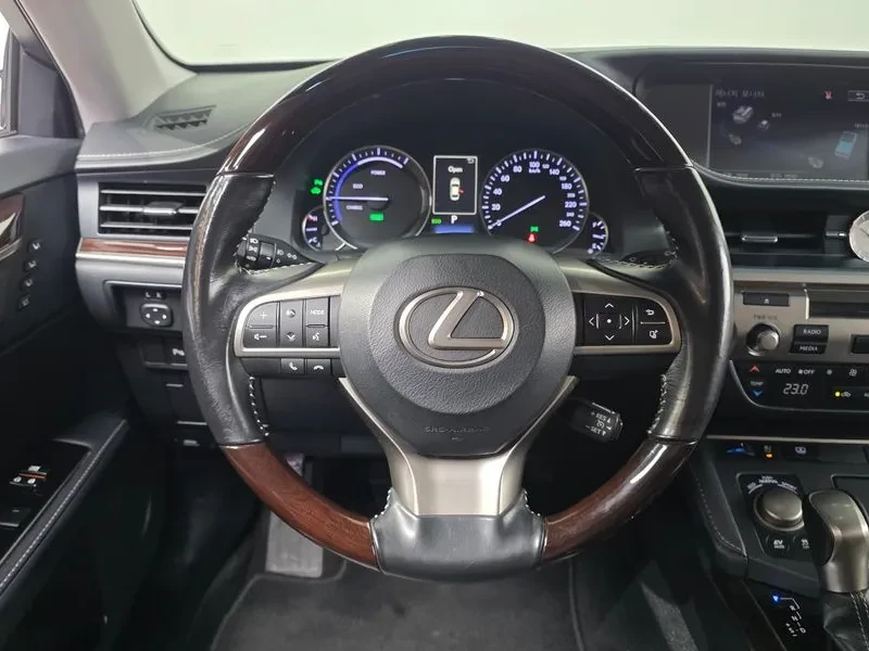 Lexus ES 300 H SUPREME/FULL/�������/KEYLESS | Mobile.bg � ����������� 13