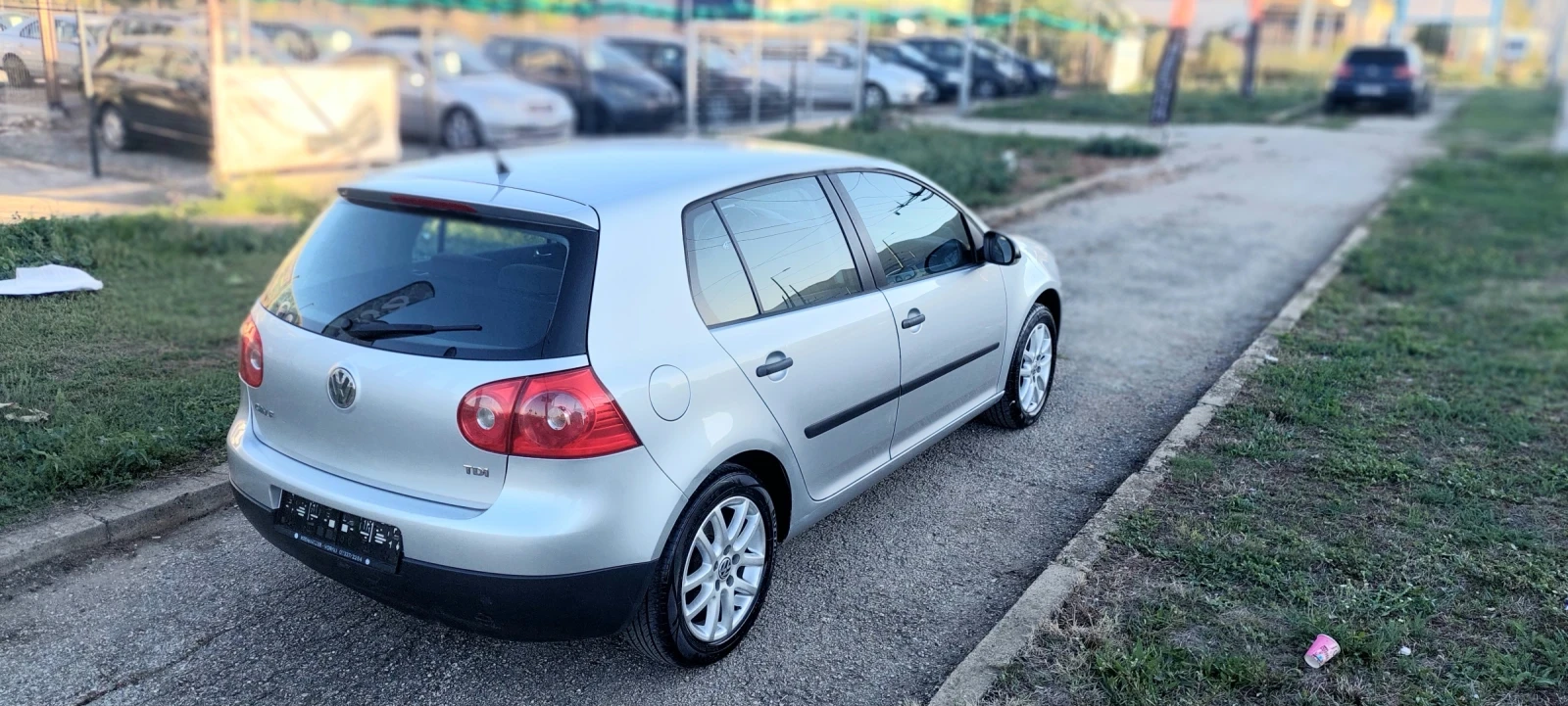 VW Golf 1.9tdi 105ps Navi  - изображение 8