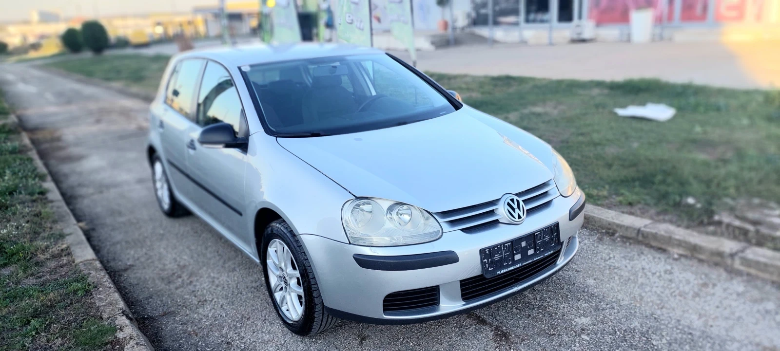 VW Golf 1.9tdi 105ps Navi  - изображение 3