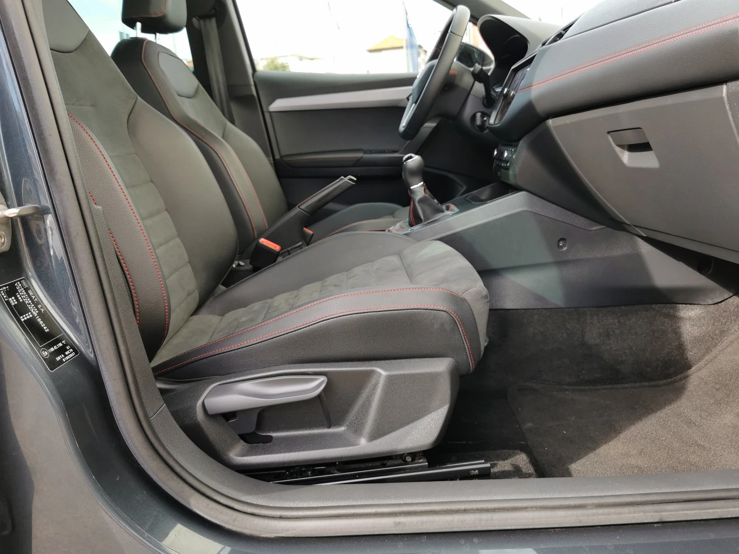 Seat Ibiza 1.0 TGI - изображение 6