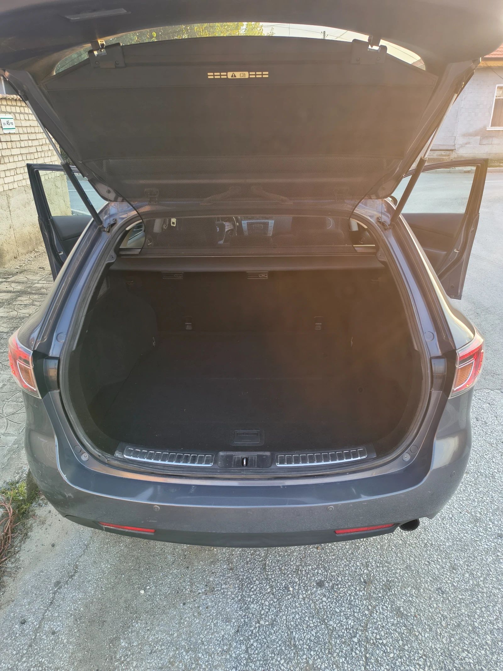 Mazda 6 2.0 D - изображение 7