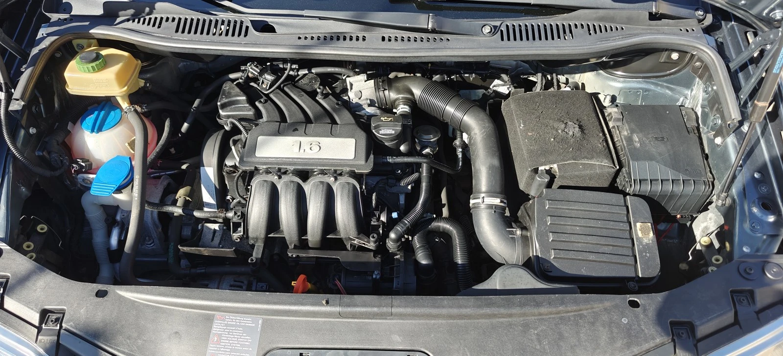 VW Caddy 1.6i-Maxi-09г | Mobile.bg — изображение 15