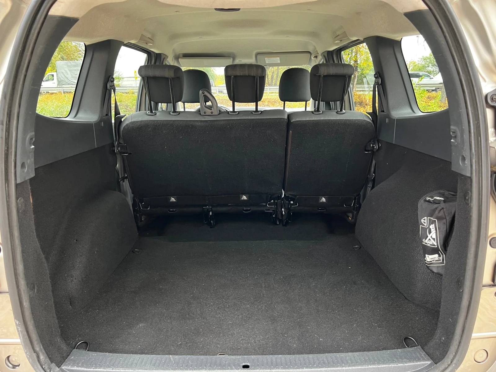 Dacia Lodgy 1.6i SWISS EDITION 180000KM | Mobile.bg   14