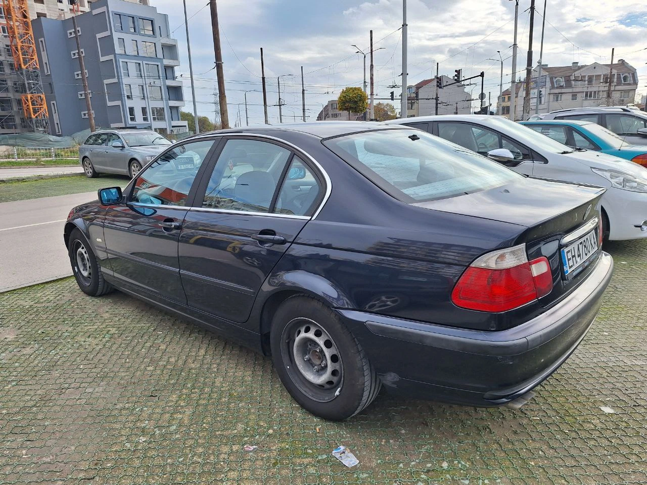 BMW 320  - изображение 6