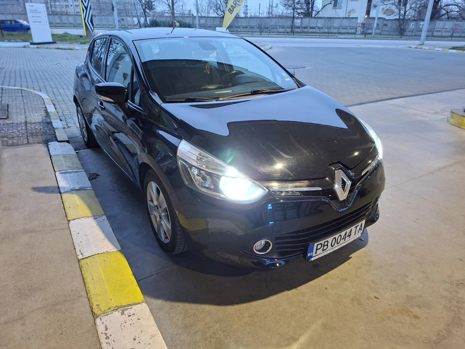 Renault Clio IV 1.5 dCi (90 Hp) Start&Stop   2013г. - изображение 3