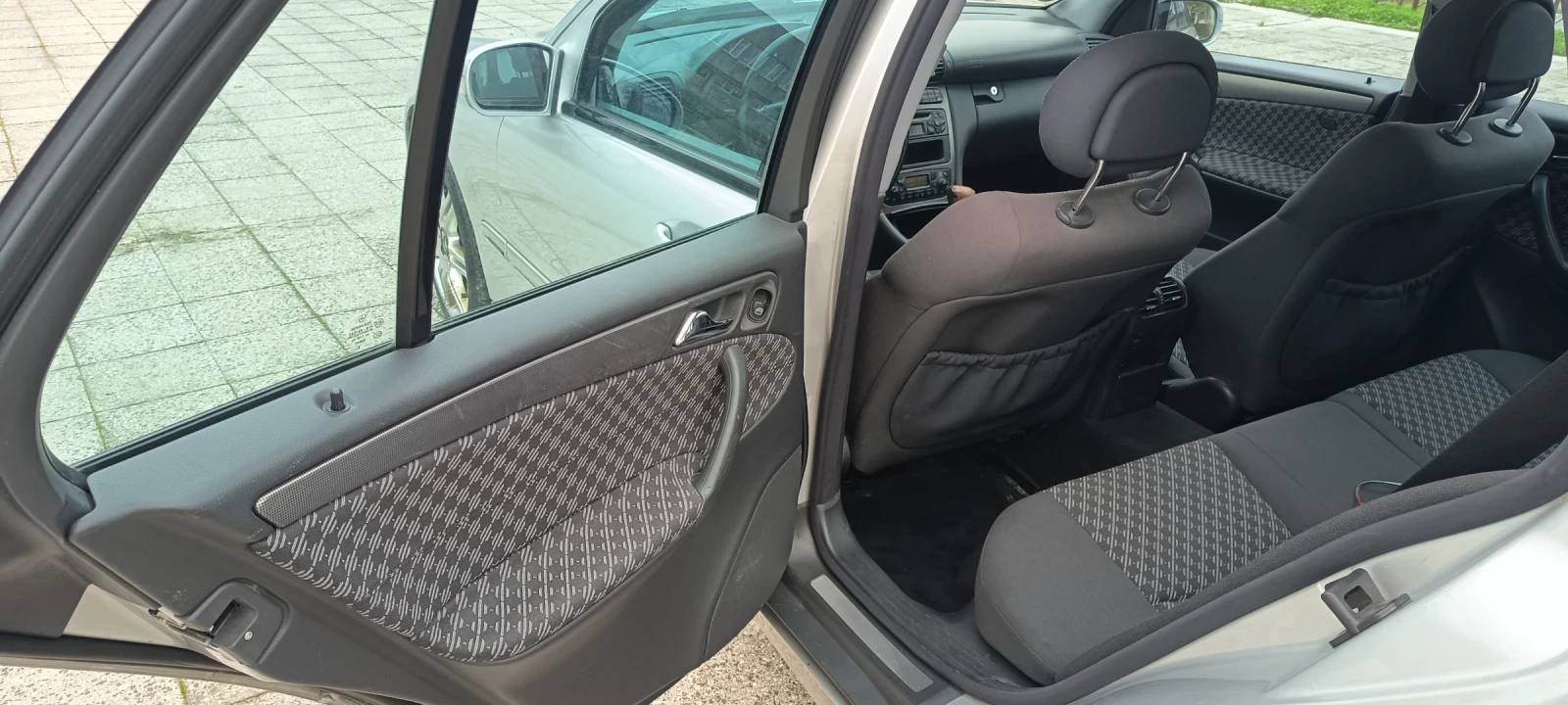 Mercedes-Benz C 320 3.2 ������  | Mobile.bg � ����������� 14