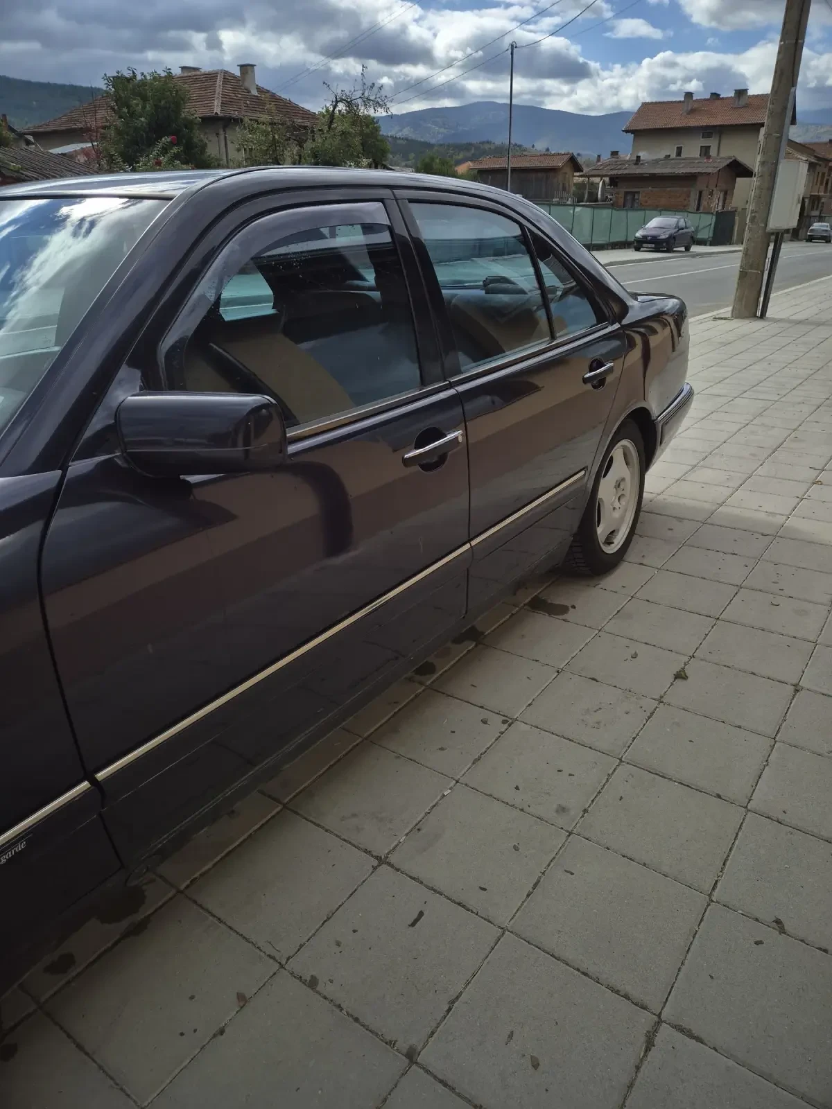 Mercedes-Benz E 300 | Mobile.bg � ����������� 3