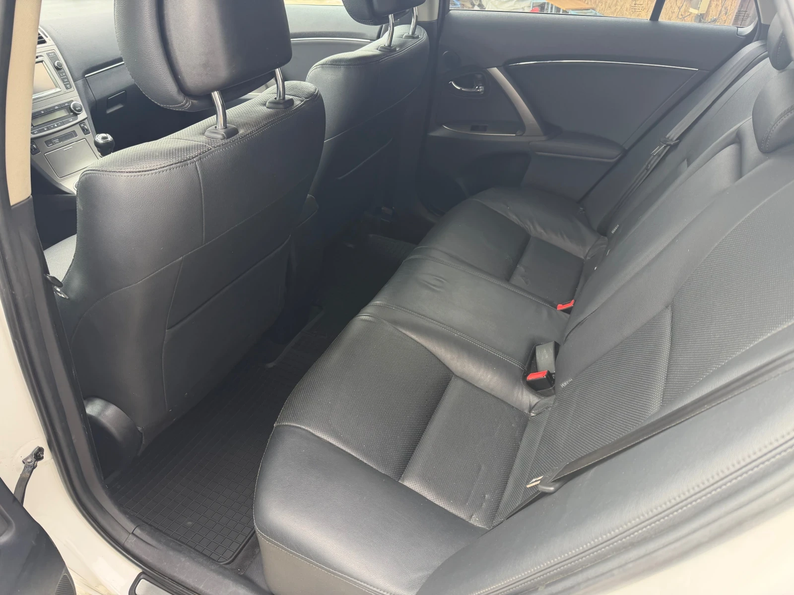 Toyota Avensis 2.2d4d. 150�.�. Executive Keylees Go !!! | Mobile.bg � ����������� 16