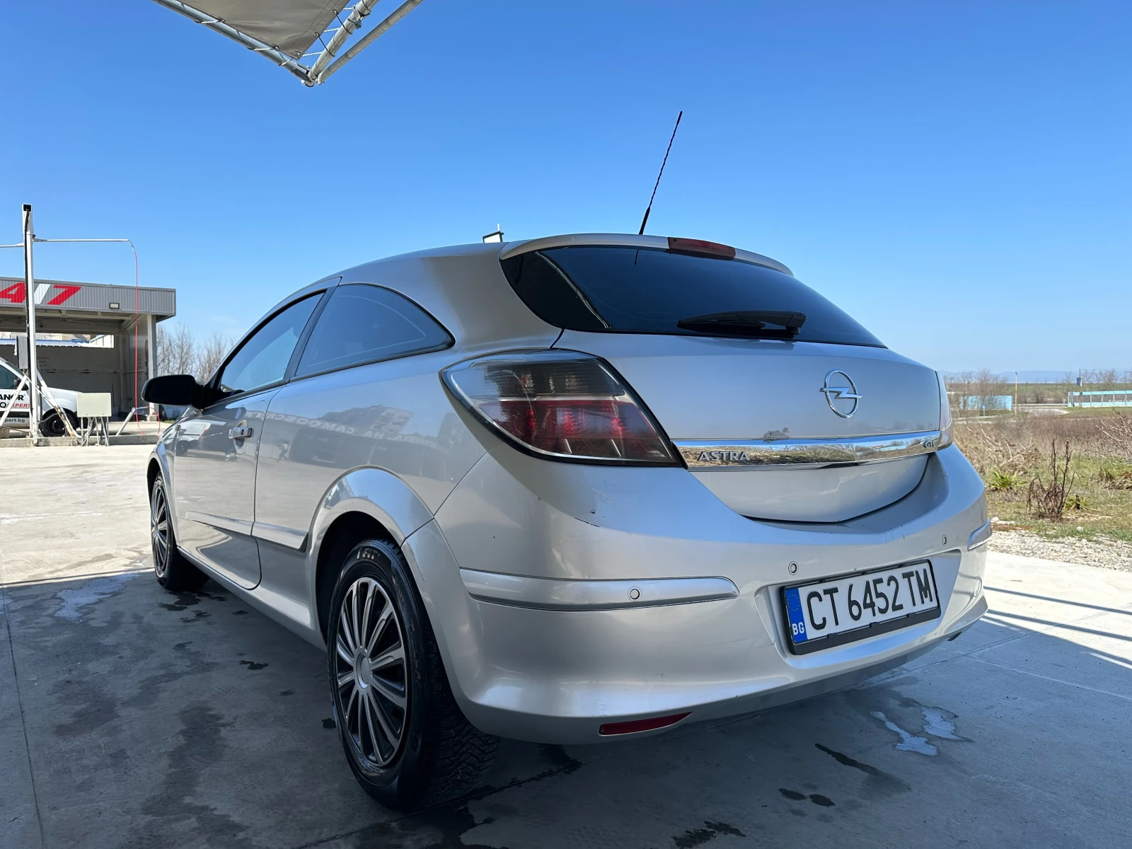Opel Astra GTC 1.4i * 90ps* , снимка 3 - Автомобили и джипове - 53825367