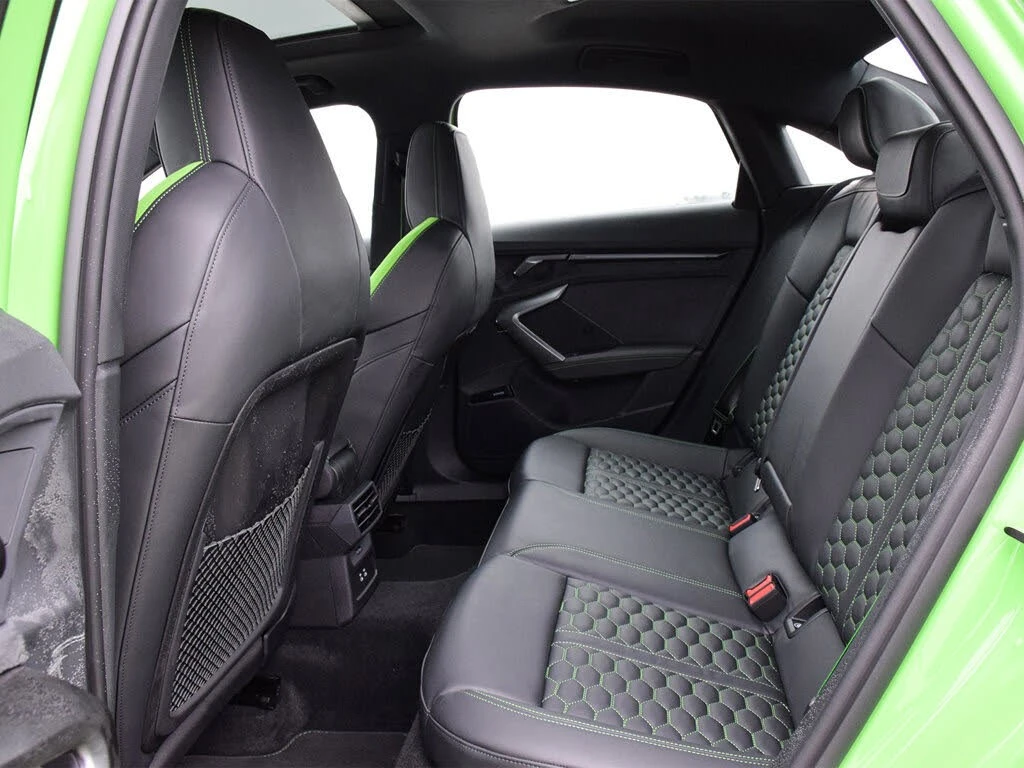 Audi Rs3 2.5T* quattro* AвтоКредит * (ЦЕНА ДО БГ), снимка 15 - Автомобили и джипове - 54002688