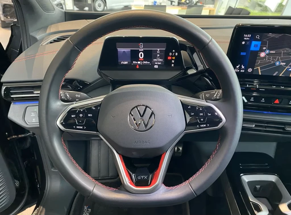 VW ID.4 GTX* 4M* IQ LIGHT* DISTR* KEYLESS* 360 CAM*  | Mobile.bg � ����������� 5