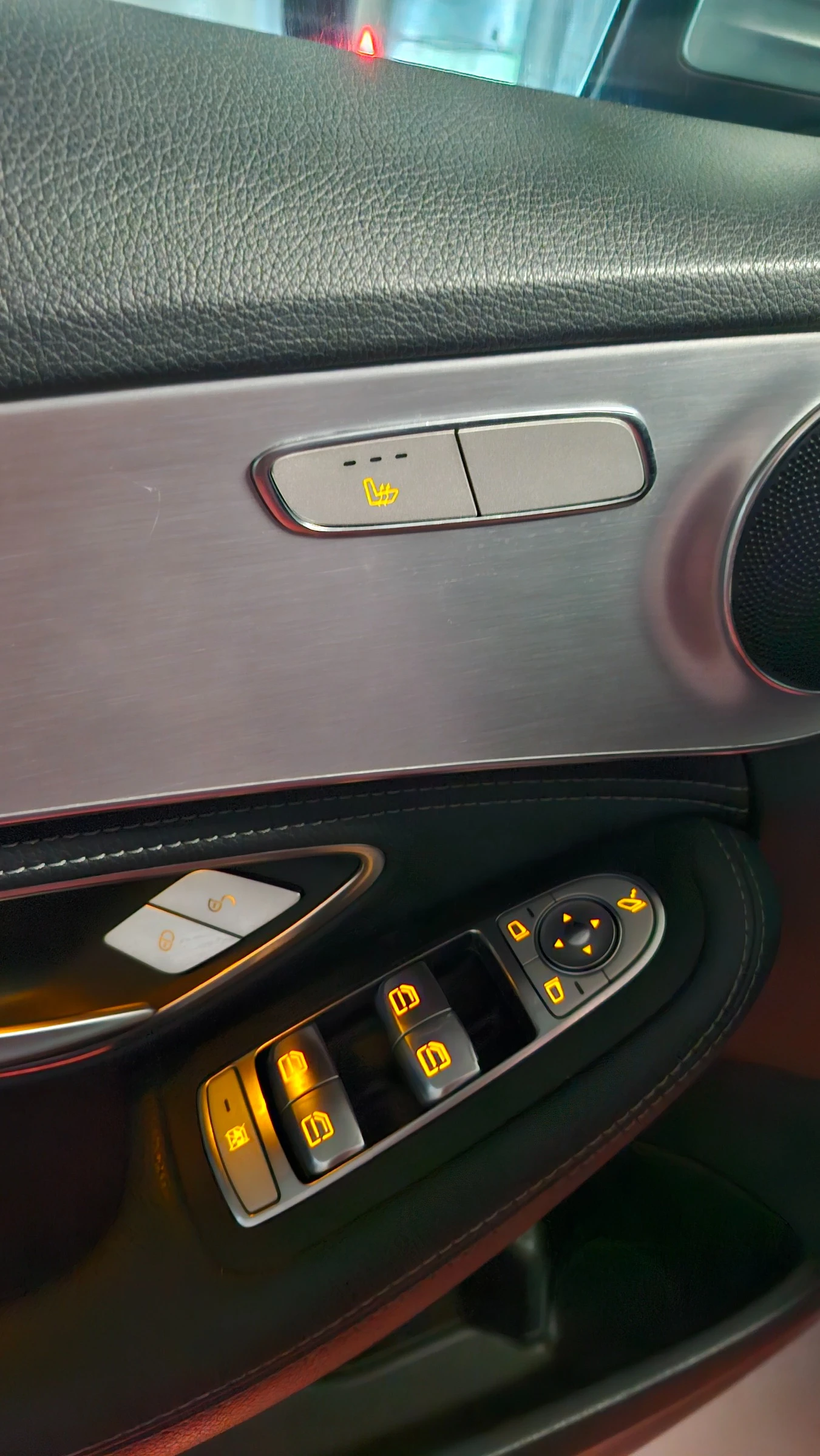 Mercedes-Benz C 250 4M, Distro, ILS, Pano, Command, снимка 11 - Автомобили и джипове - 54225825