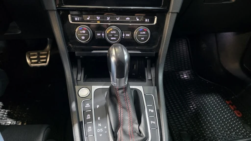 VW Golf ����������* (���� �� ��)GTI 2.0T | Mobile.bg � ����������� 14