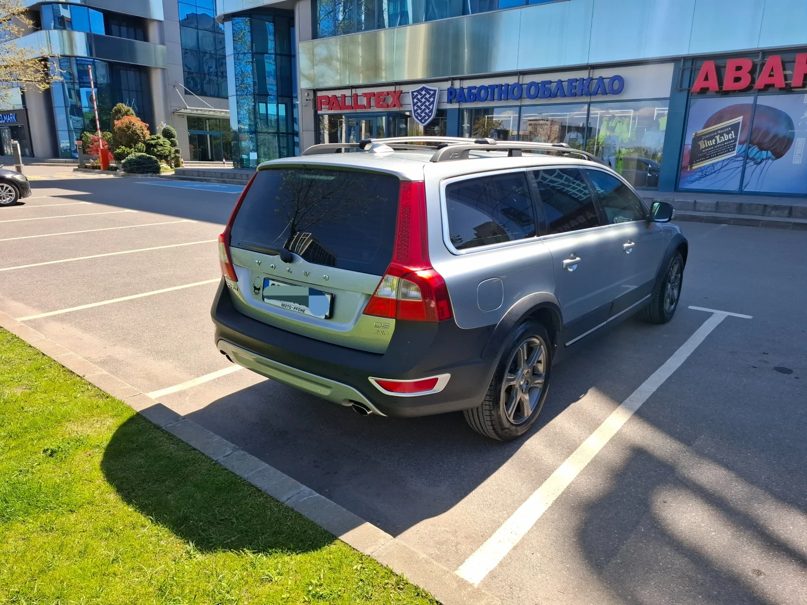 Volvo Xc70 D5 2.4 AWD, снимка 5 - Автомобили и джипове - 54376346