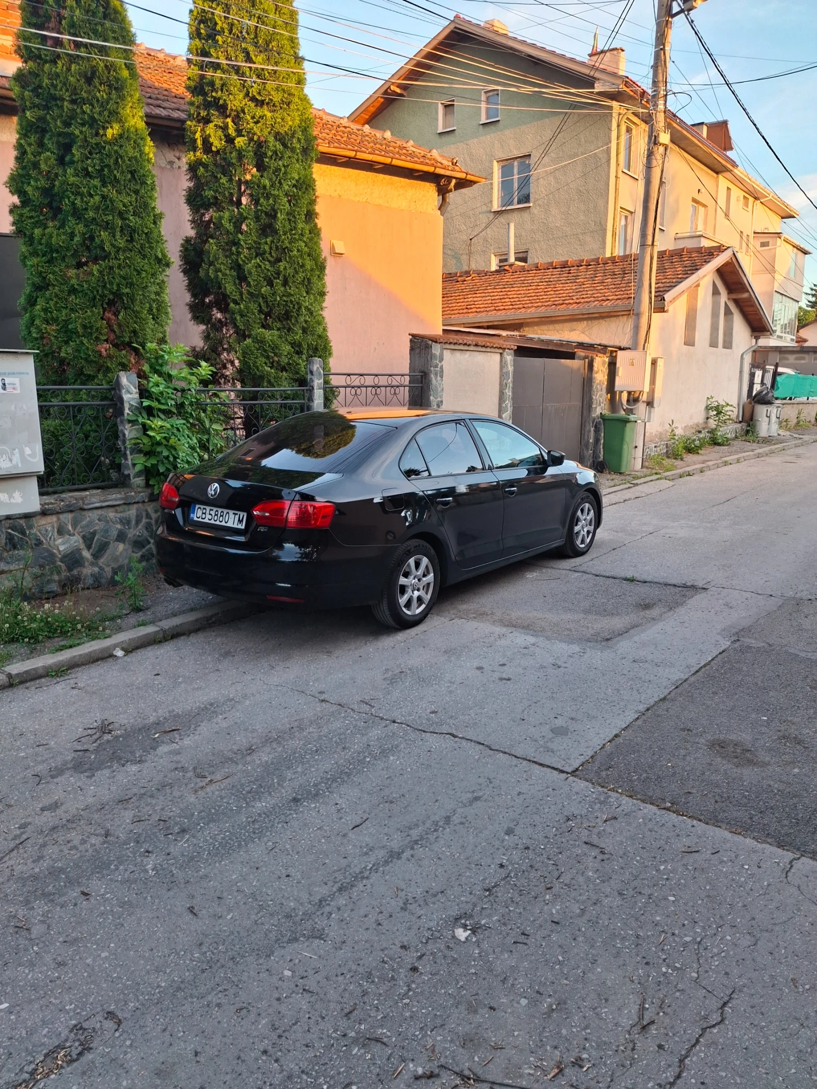VW Jetta 2.0 бензин, снимка 6 - Автомобили и джипове - 54431707