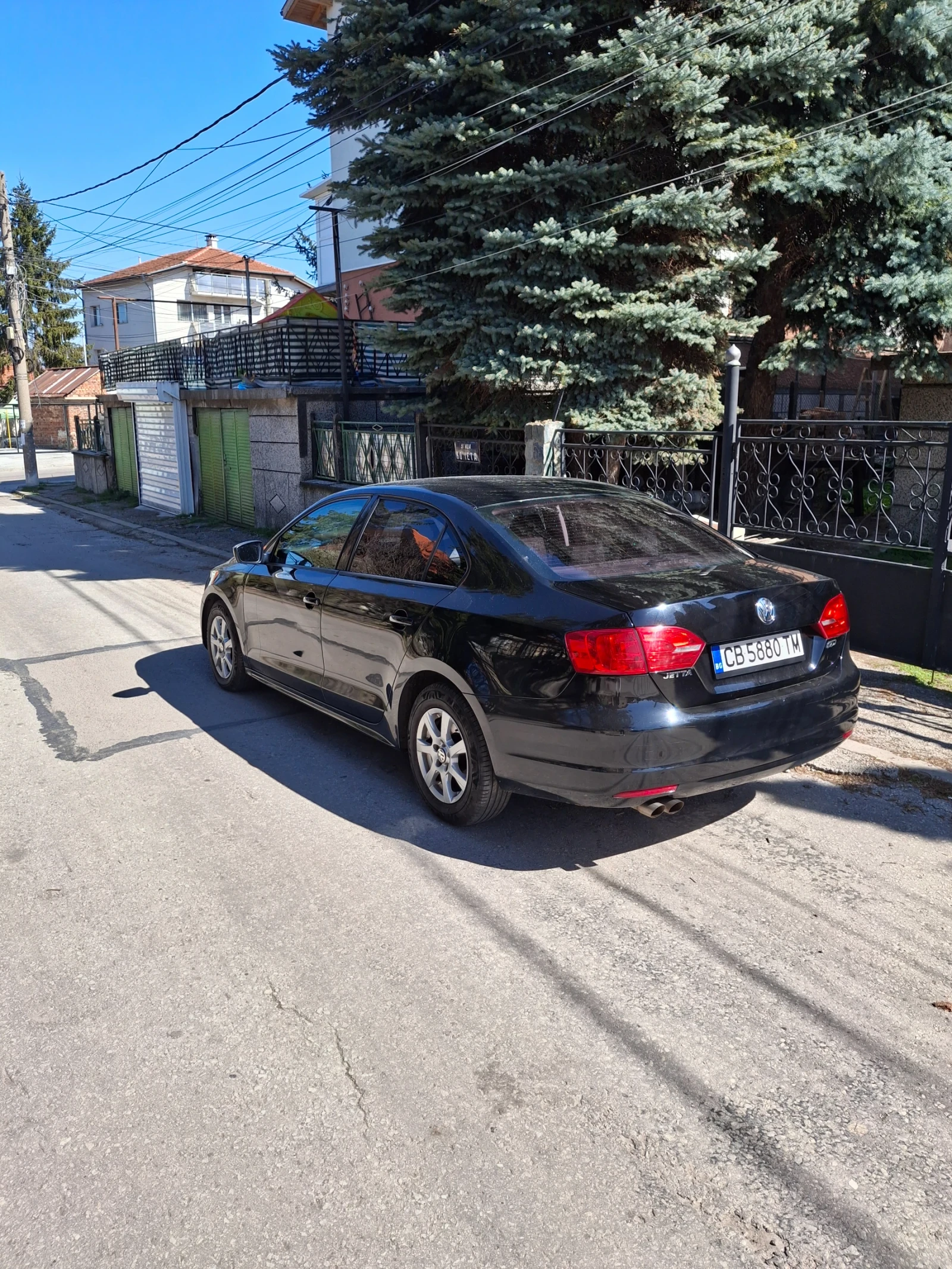 VW Jetta 2.0 бензин, снимка 2 - Автомобили и джипове - 54431707