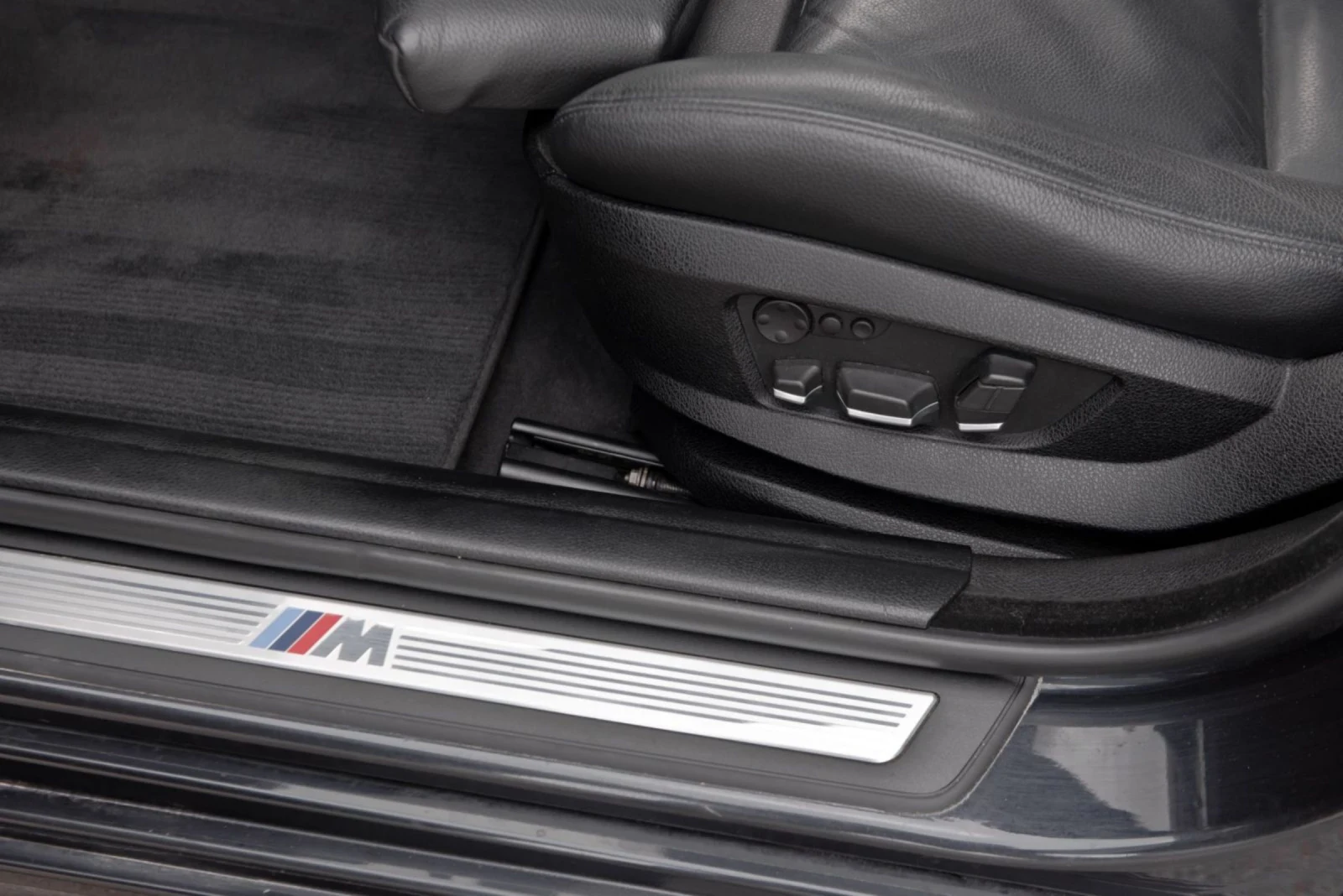BMW 530 M-performance , снимка 14 - Автомобили и джипове - 54637370