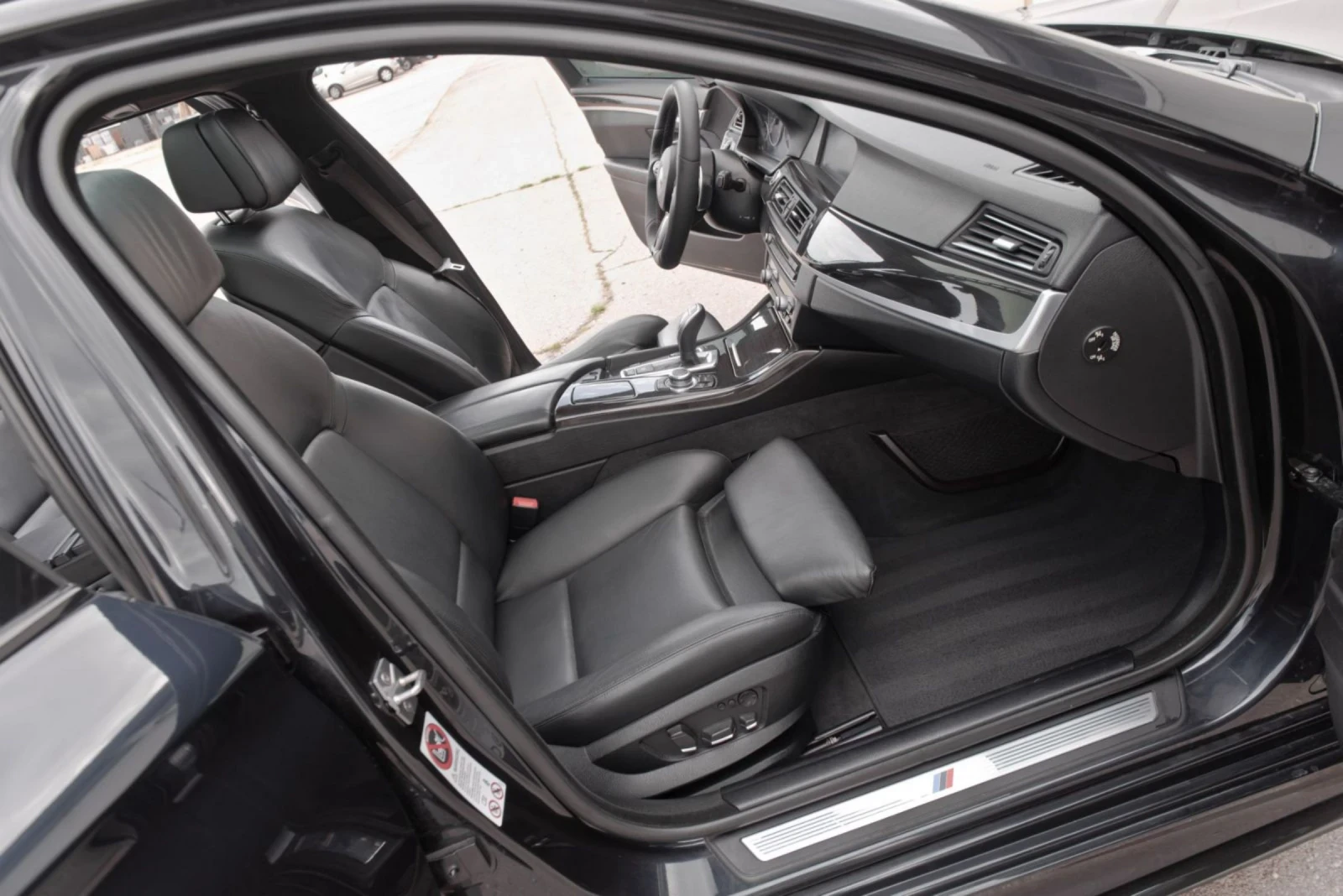 BMW 530 M-performance , снимка 17 - Автомобили и джипове - 54637370