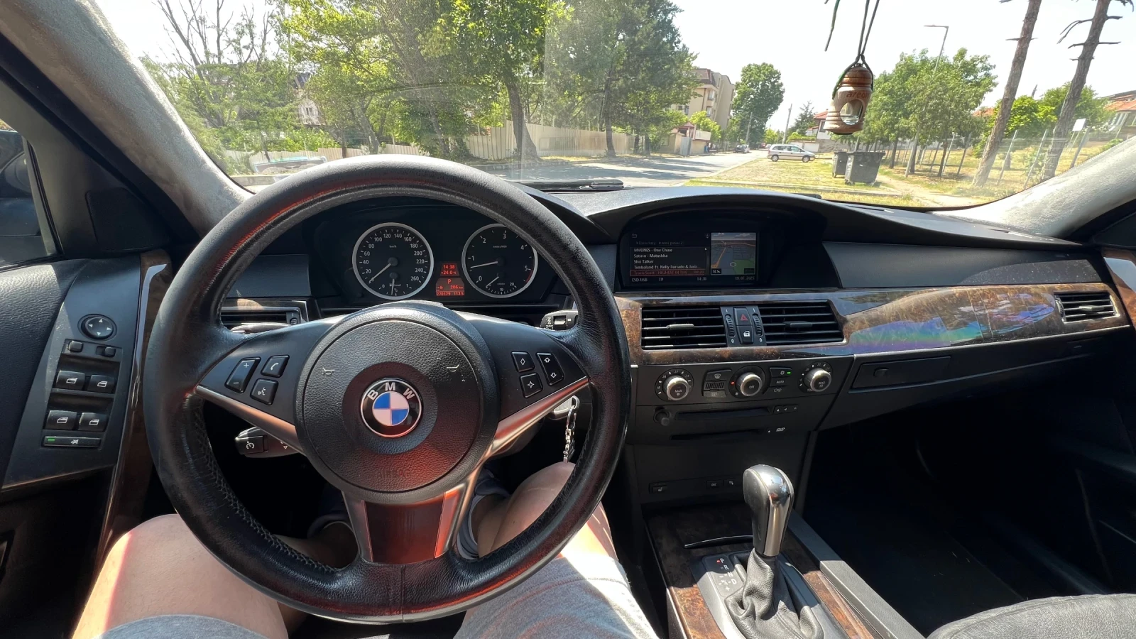 BMW 530 D, снимка 4 - Автомобили и джипове - 54720724