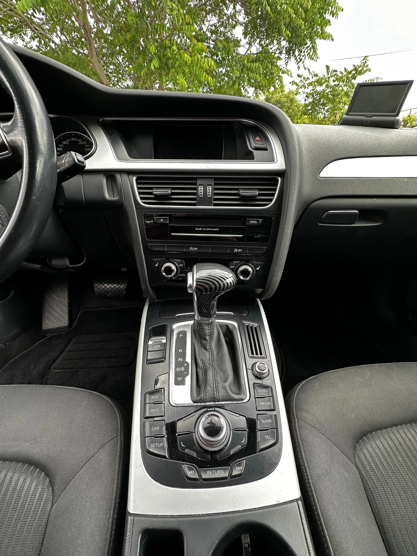 Audi A4 Avant, снимка 9 - Автомобили и джипове - 54721273