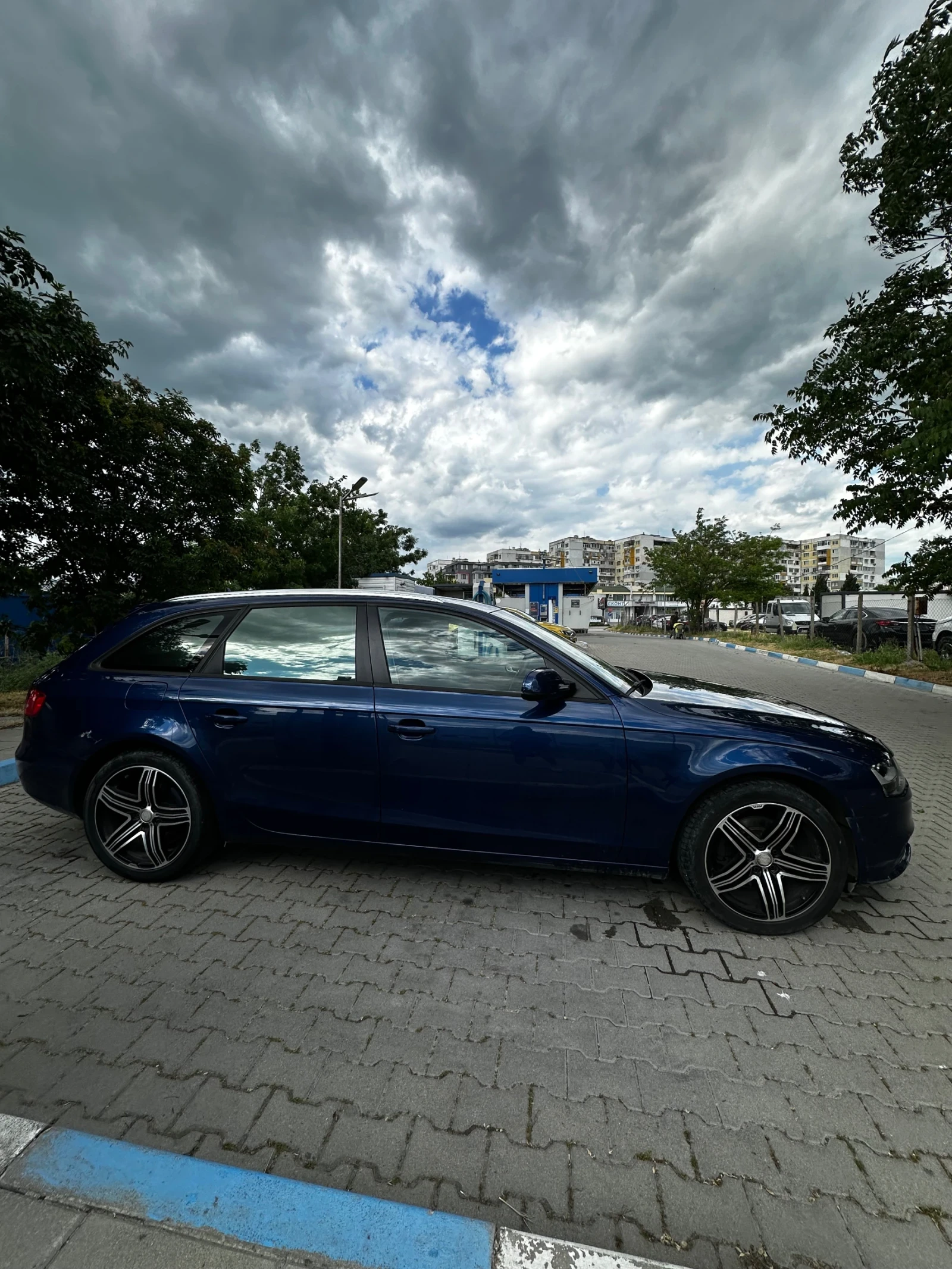 Audi A4 Avant, снимка 5 - Автомобили и джипове - 54721273