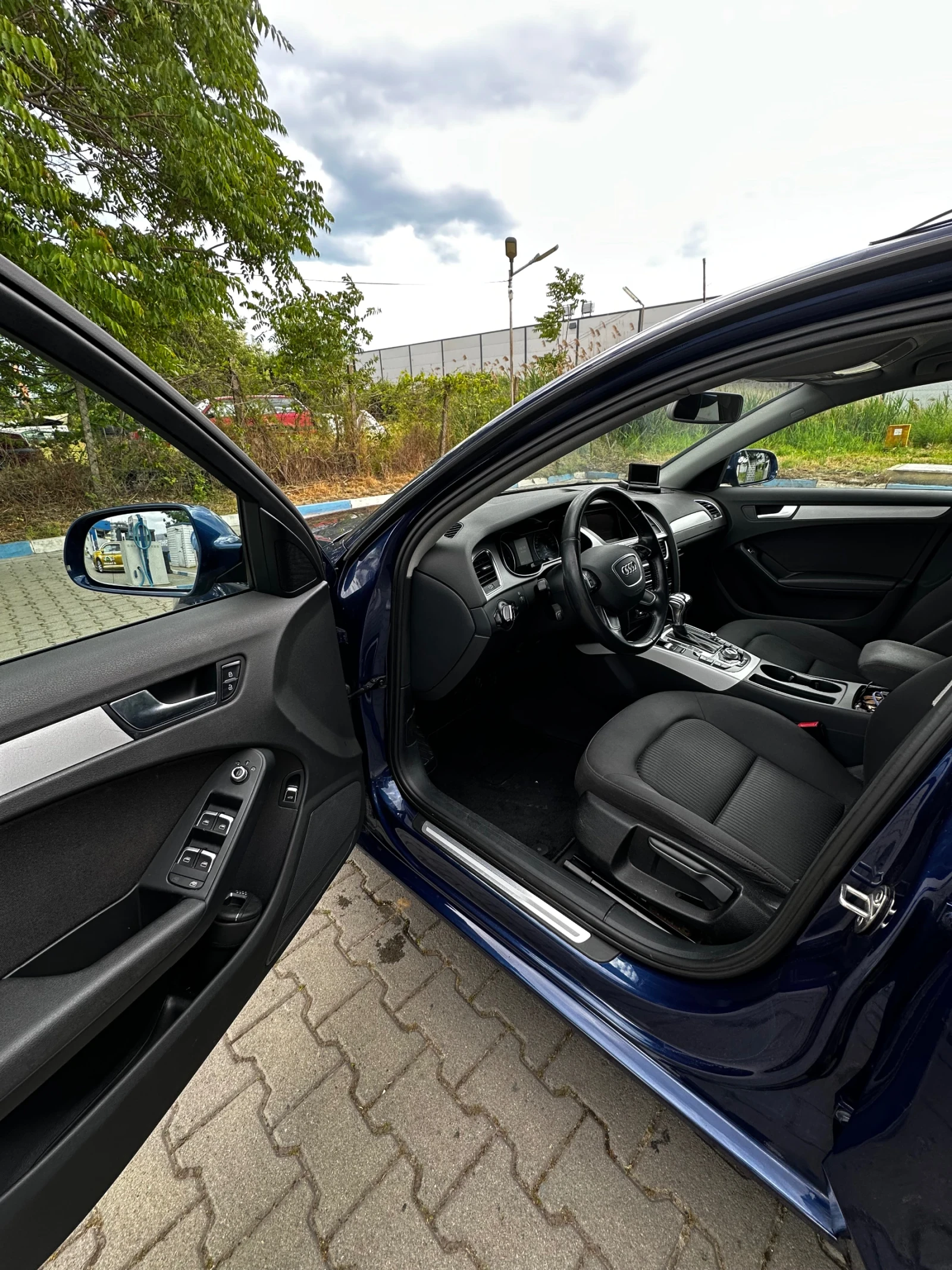 Audi A4 Avant, снимка 7 - Автомобили и джипове - 54721273