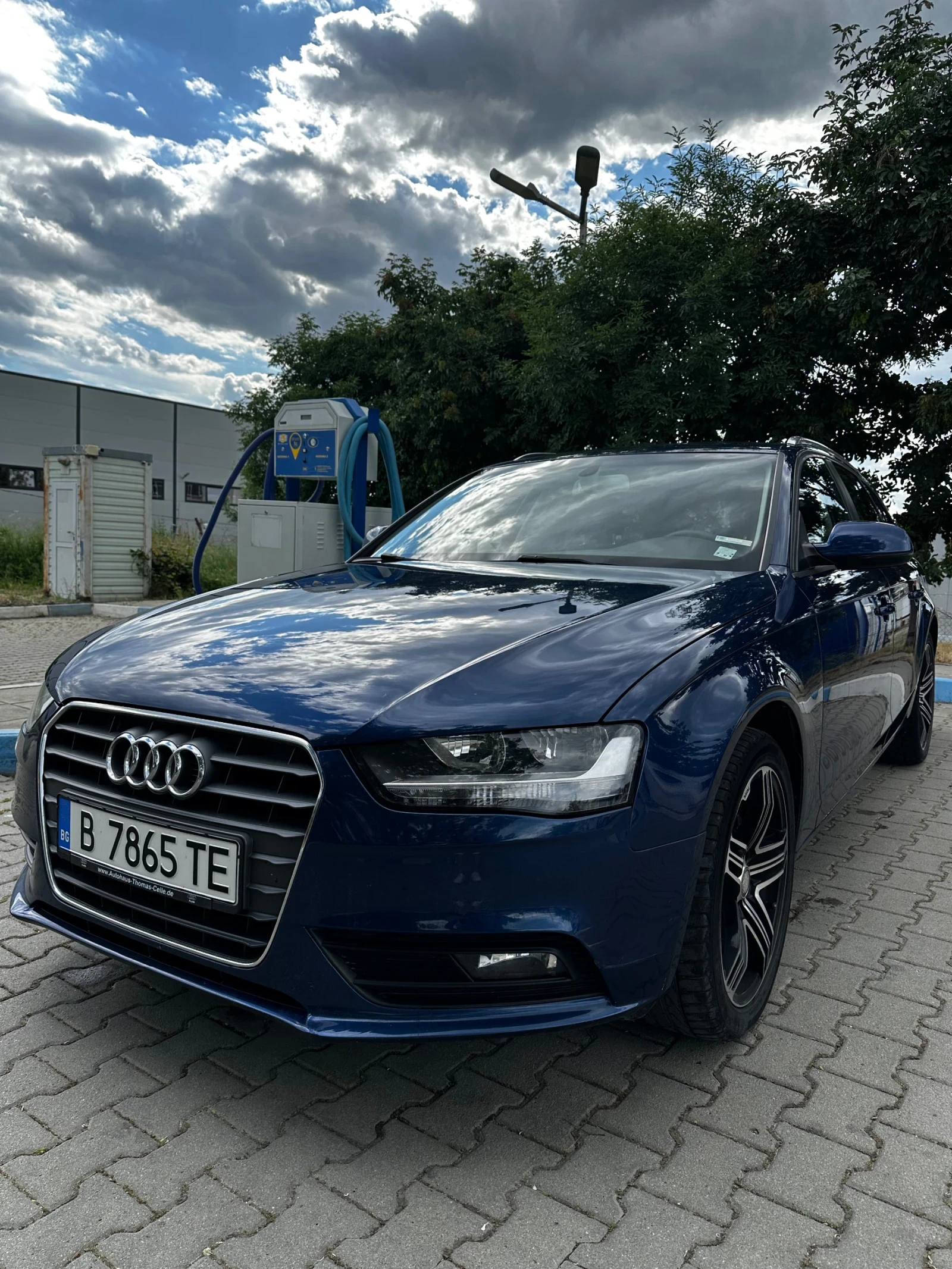 Audi A4 Avant, снимка 2 - Автомобили и джипове - 54721273