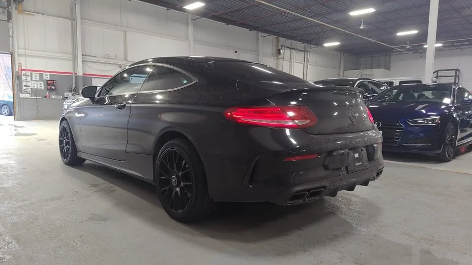 Mercedes-Benz C 300 * ПРЕДЛАГАМЕ И АВТОКРЕДИТ БЕЗ ПЪРВОНАЧАЛНА ВНОСКА*, снимка 4 - Автомобили и джипове - 54729240