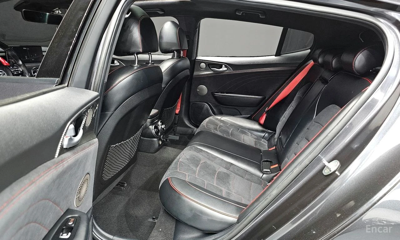Kia Stinger MAISTER* 3.3* GT* AWD* MASTERS* TURBO PACKAGE* ОБД, снимка 11 - Автомобили и джипове - 54762070