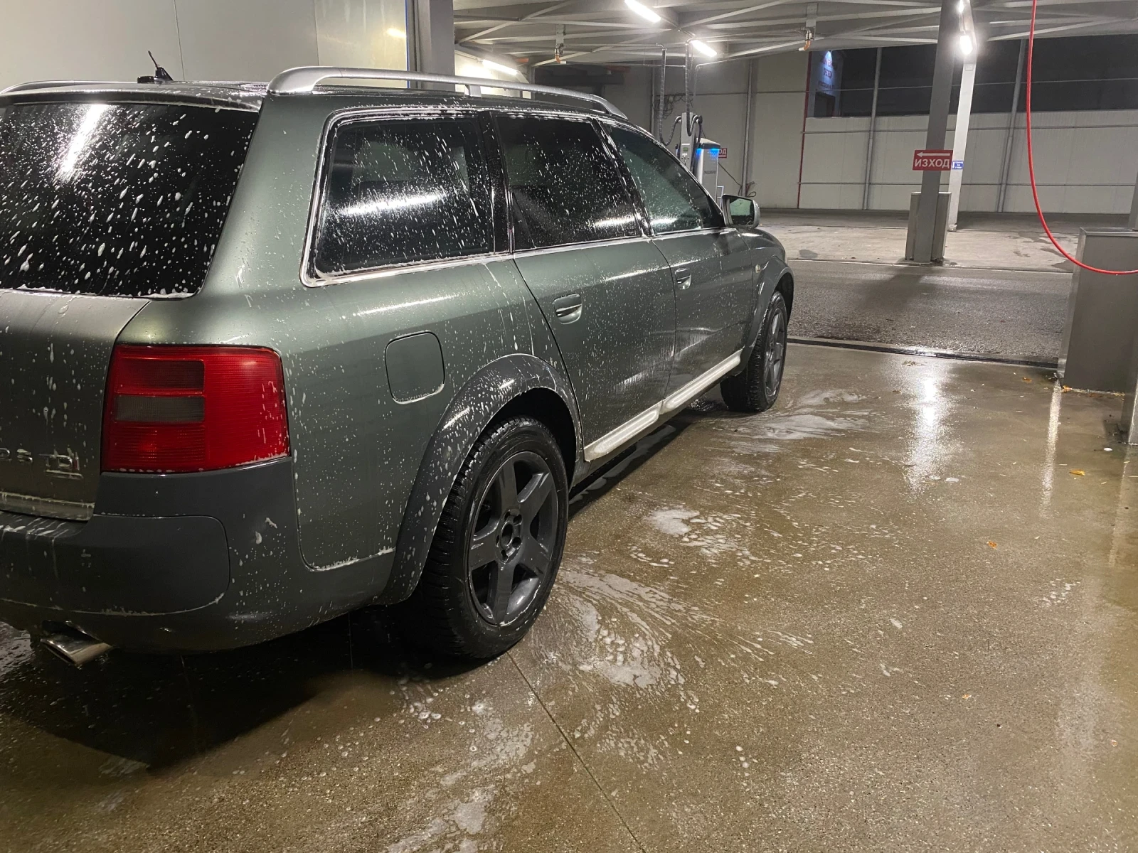 Audi A6 Allroad 2700, снимка 7 - Автомобили и джипове - 55306491