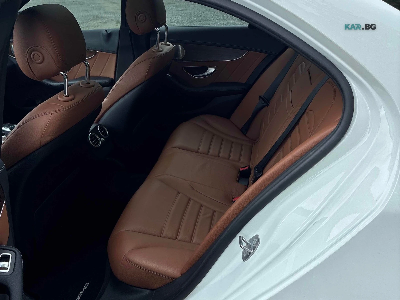 Mercedes-Benz C 43 AMG 4MATIC Автокредит Цена до България, снимка 13 - Автомобили и джипове - 55398022