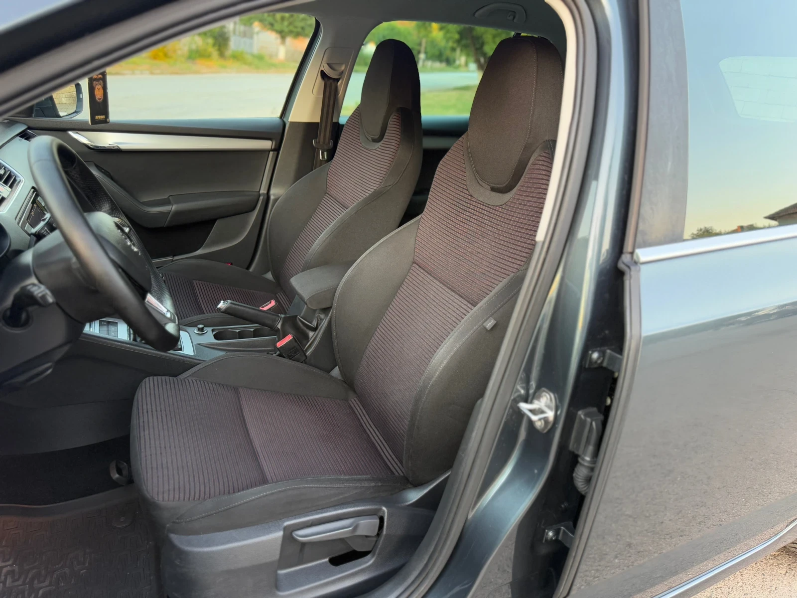 Skoda Octavia 2.0TDI/150�� | Mobile.bg � ����������� 10