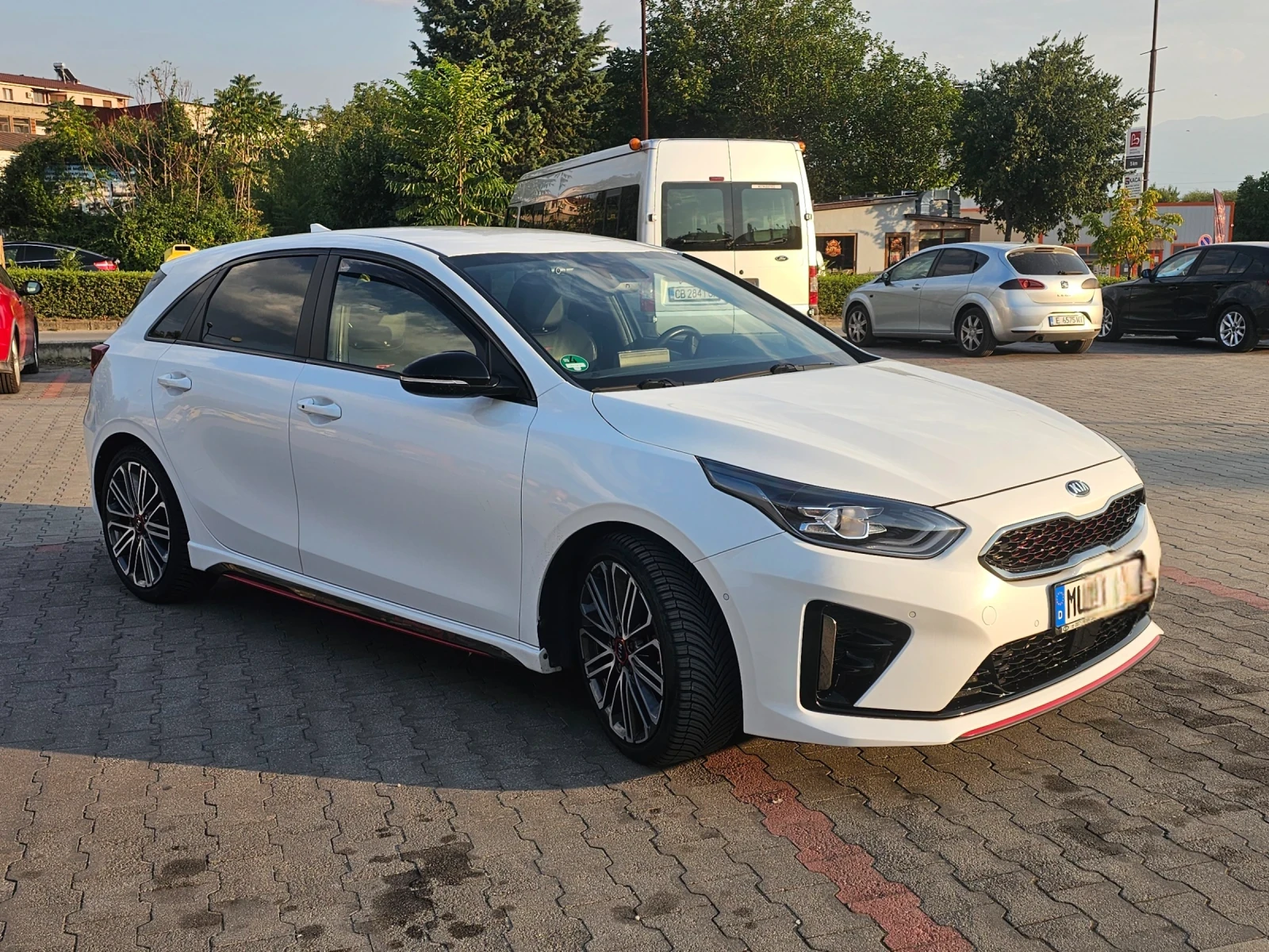 Kia Ceed GT, снимка 5 - Автомобили и джипове - 55646770
