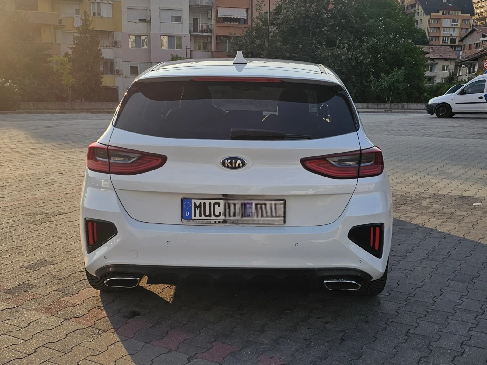 Kia Ceed GT, снимка 3 - Автомобили и джипове - 55646770