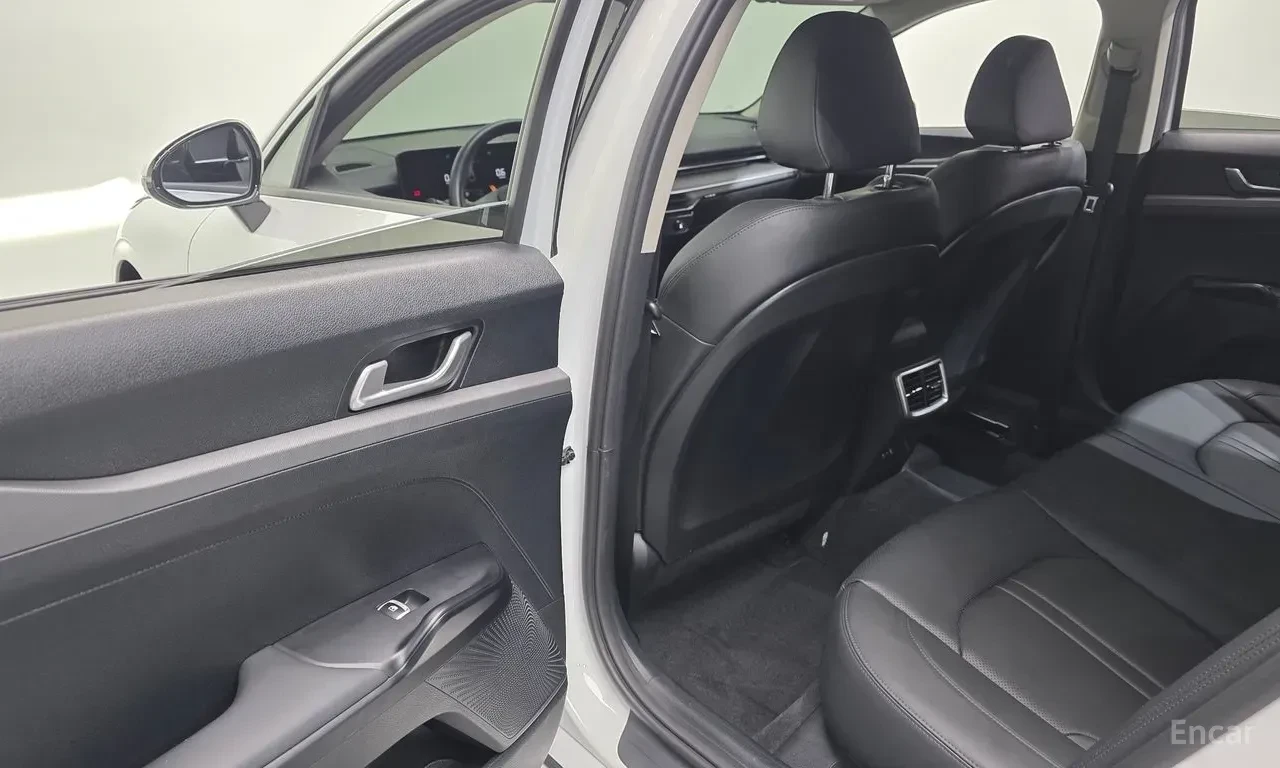 Kia K5 2.0* LPI* PRESTIGE* ПОДГРЕВ* КАМЕРА* LANE* ASSIST*, снимка 14 - Автомобили и джипове - 55819289
