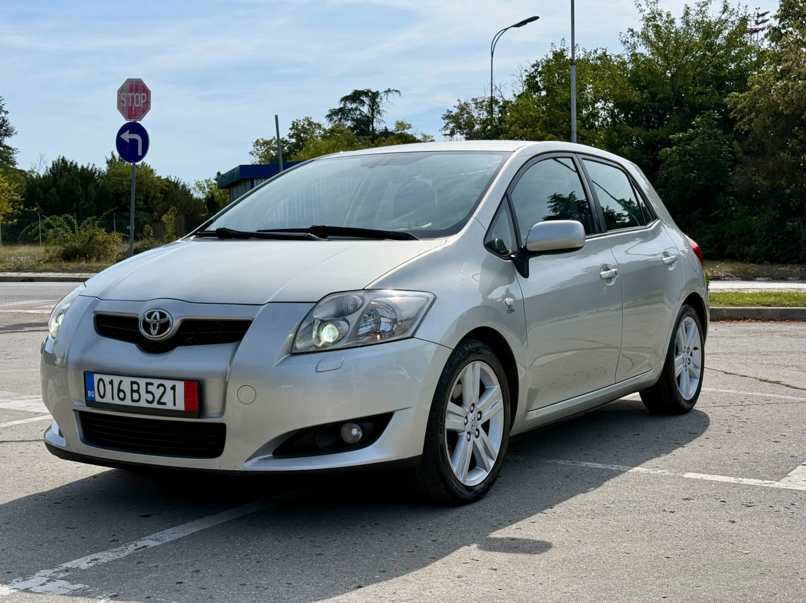 Toyota Auris 2.0TDI* 177HP* KEYLESS* , снимка 2 - Автомобили и джипове - 55948275