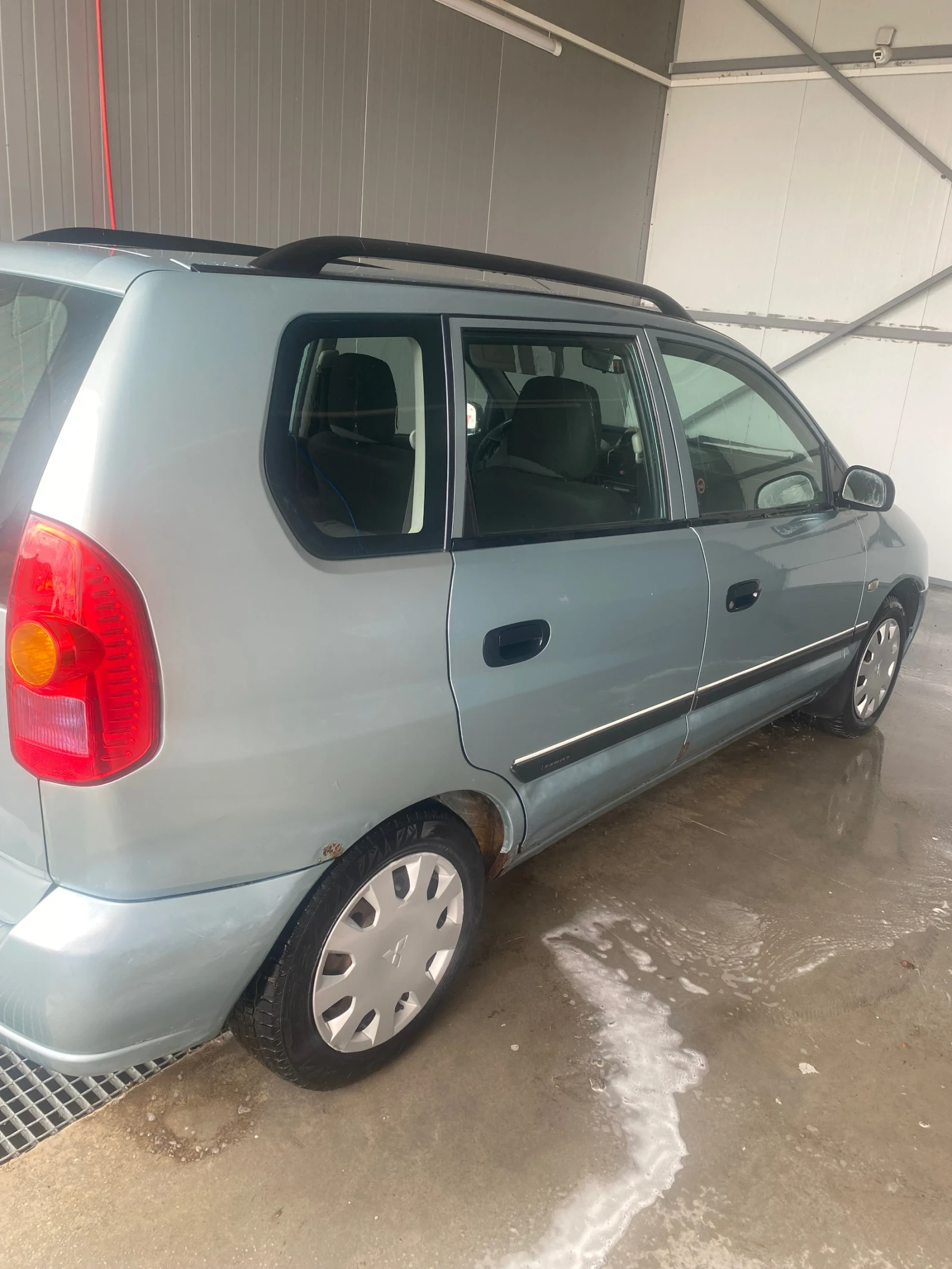 Mitsubishi Space star Мини ван
