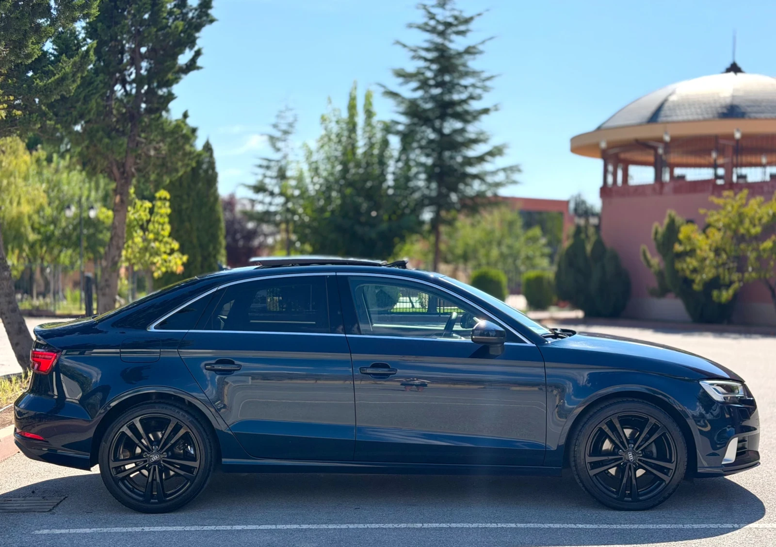 Audi A3 TDI/ S-Tronic/Камера/Панорама/205хил.км, снимка 6 - Автомобили и джипове - 56132514