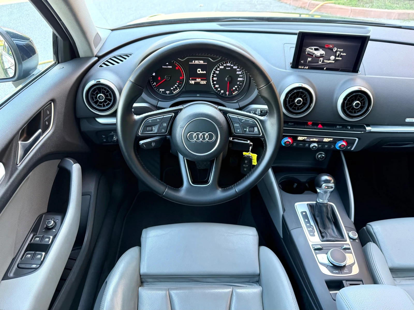 Audi A3 TDI/ S-Tronic/Камера/Панорама/205хил.км, снимка 9 - Автомобили и джипове - 56132514