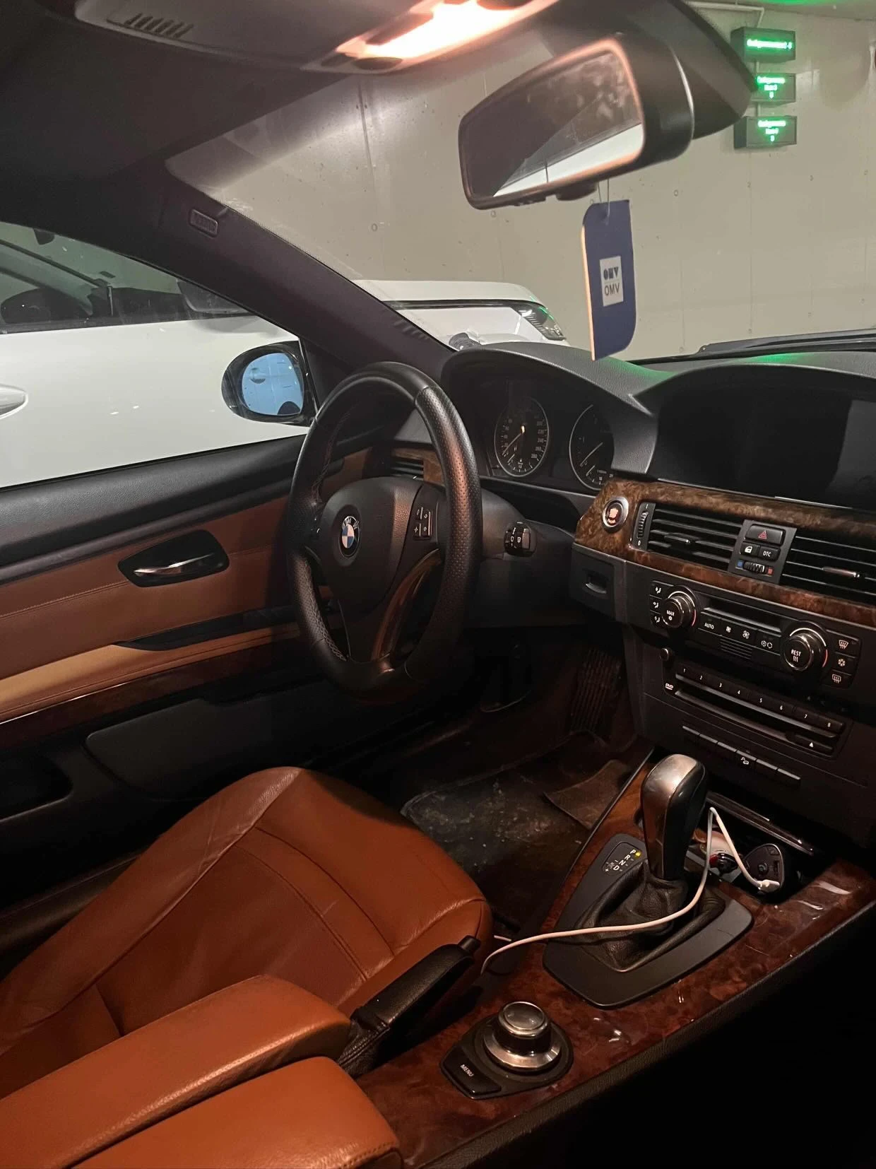 BMW 330, снимка 7 - Автомобили и джипове - 56208626