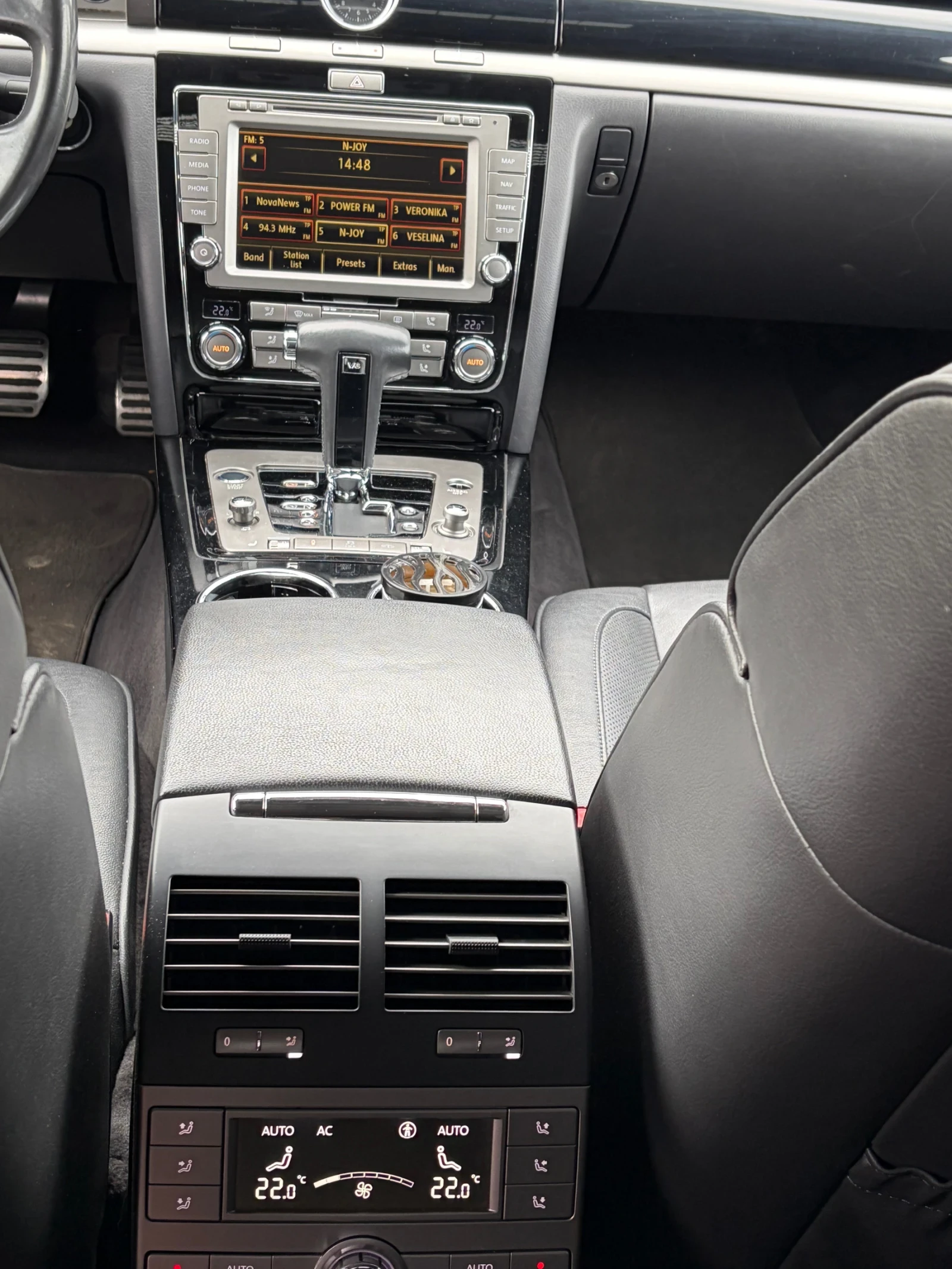 VW Phaeton ЛИЗИНГ/EXCLUSIVE, снимка 12 - Автомобили и джипове - 56612441