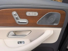 Mercedes-Benz GLS 400 d 4Matic AMG-Line, снимка 11